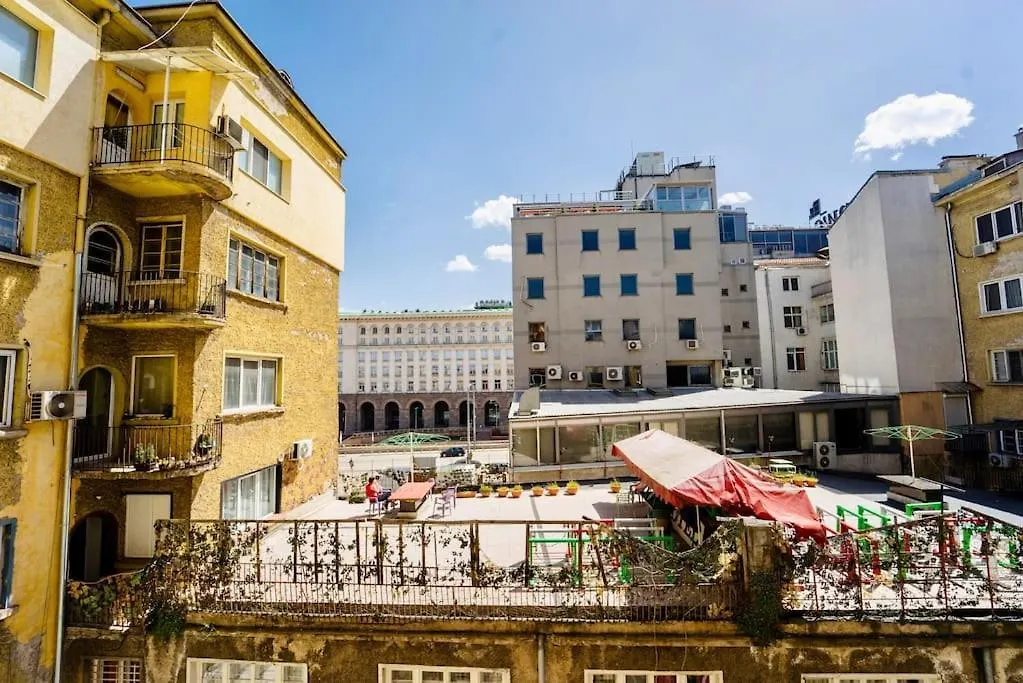 Cozy 2-Bedroom Flat In The Very Center Of Sofía Apartamento